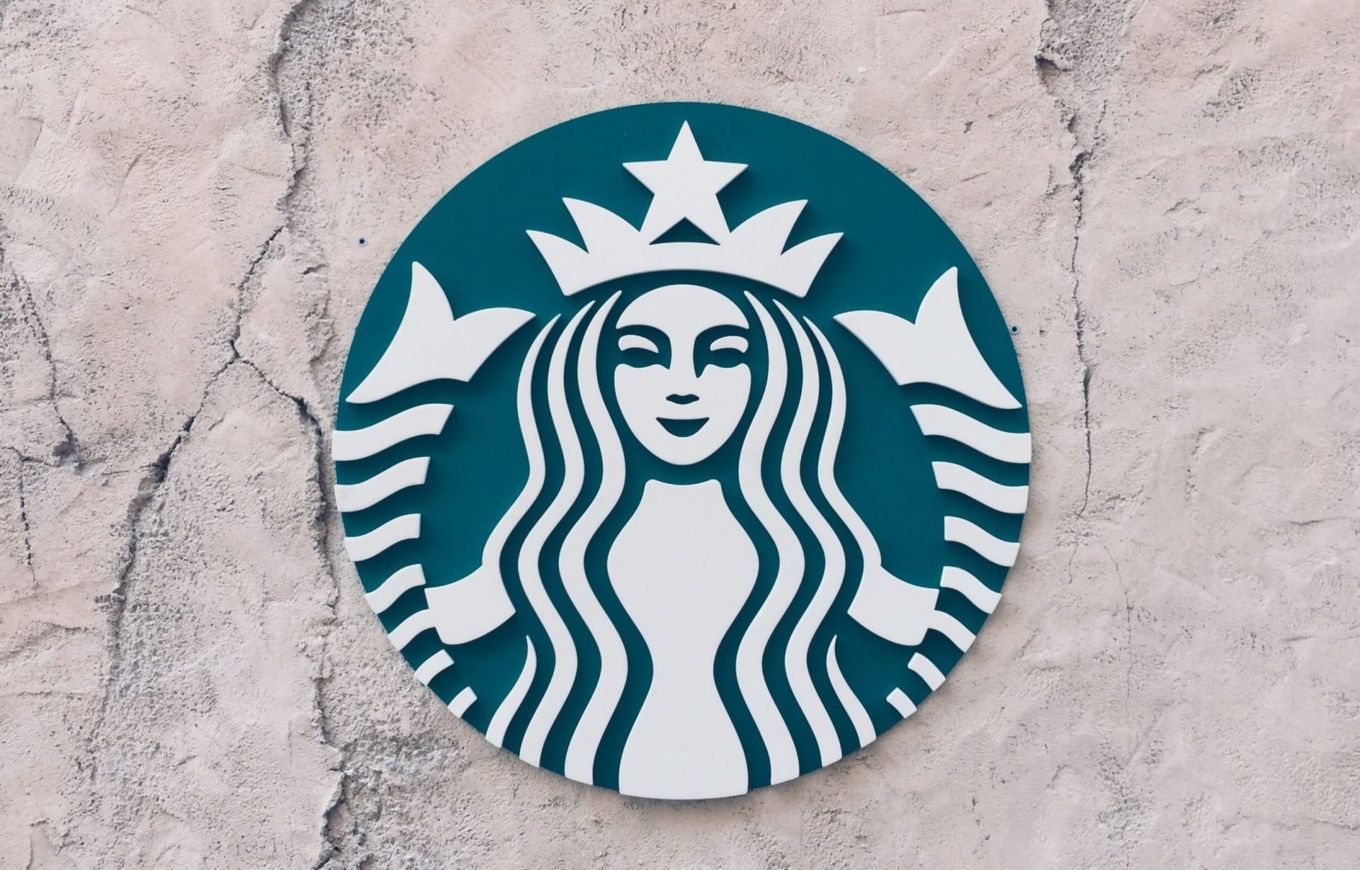 khadeeja yasser 3U9L9Chc3is unsplash 1 scaled e1692025106127